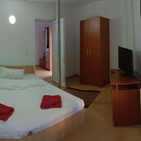 La Protap Calimanesti Hotell Exteriör bild