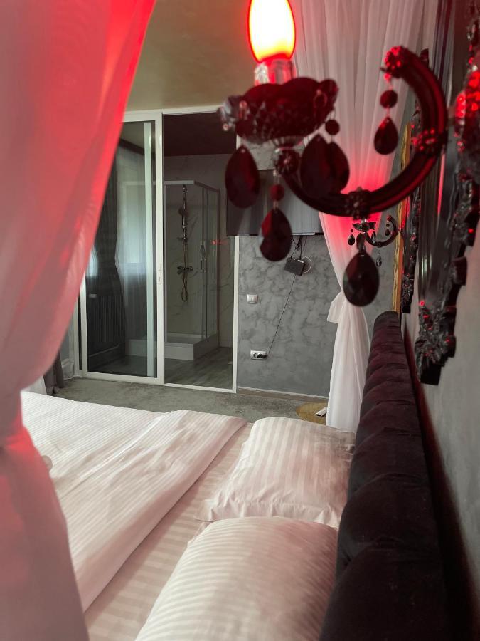 La Protap Calimanesti Hotell Exteriör bild