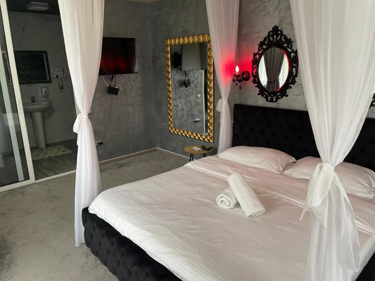 La Protap Calimanesti Hotell Exteriör bild