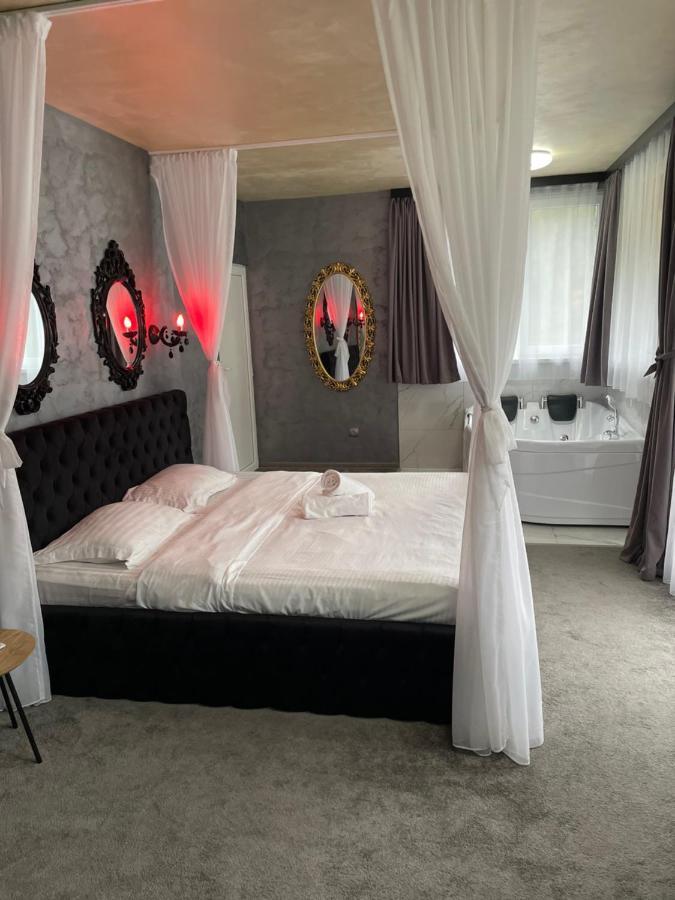 La Protap Calimanesti Hotell Exteriör bild
